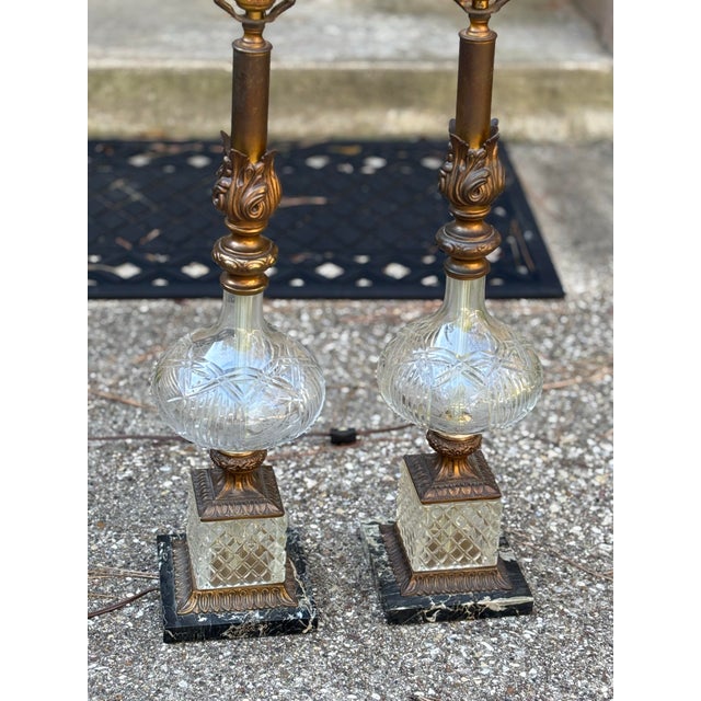 Mid-Century Modern Vintage Hollywood Regency Tall Glass and Brass Finish Table Lamps on Marble Bases, a Pair For Sale - Image 3 of 9