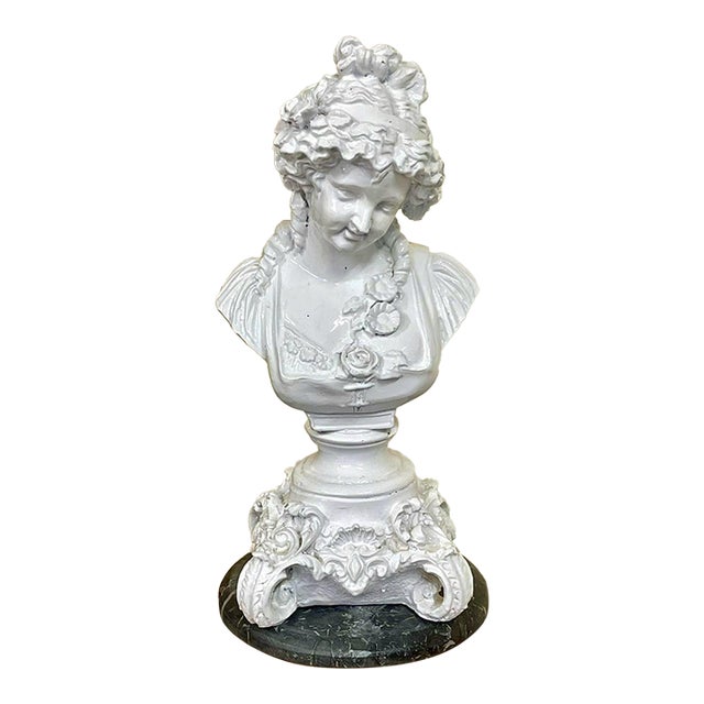 1990s French Rococo Woman Bust Sculpture – Elegant Decorative Accent For Sale