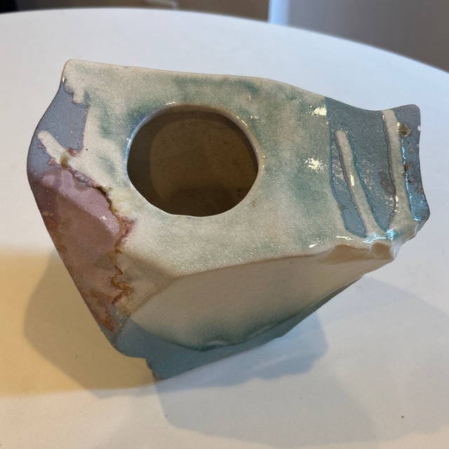 Gorgeous abstract vase by renowned artist Tony Evans. Artist Tony Evans (1942-2009) was a Welsh-born engineer, scientist,...