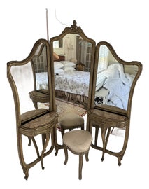 Example of Vanities