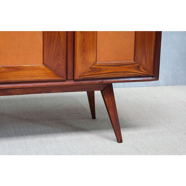 Italian Modern Walnut and Leather Sideboard with Undulating Cornice, 1950s For Sale - Image 12 of 16
