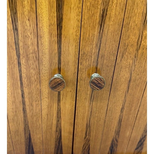 Mid-Century Modern Lane Walnut & Rosewood 7-Drawer Dresser For Sale - Image 9 of 11