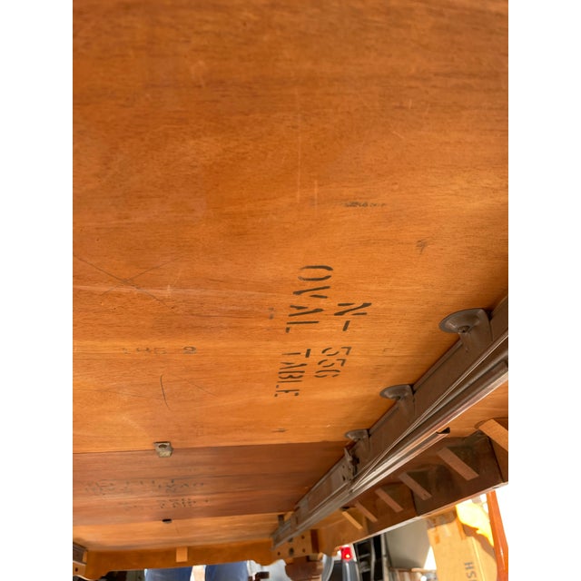 Wood Early 20th Century Hickory Chair Queen Anne Style 556 Dining Table Set For Sale - Image 7 of 10