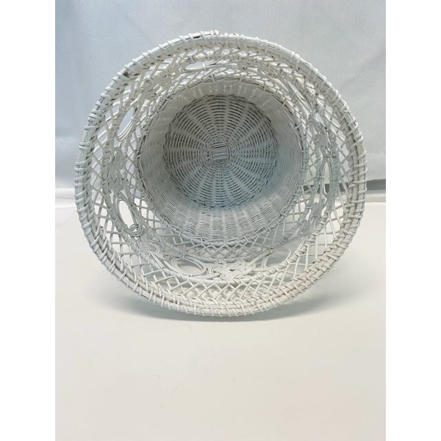 1960s White Wicker Wastebasket, Cottage Bathroom Basket For Sale - Image 4 of 6