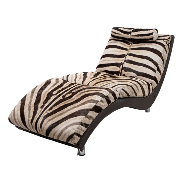 Italian Chaise Longue in Cowhide with Zebra Pattern, 1980s For Sale