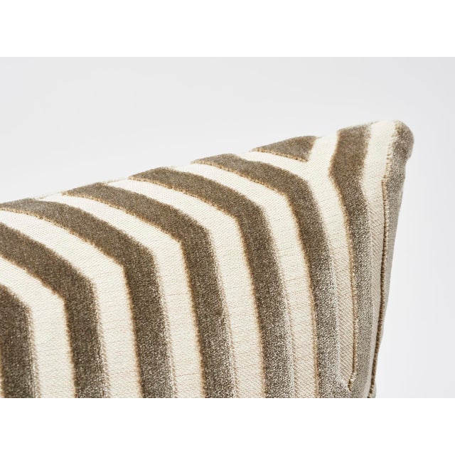 Schumacher Schumacher Double-Sided Pillow in Vanderbilt Velvet Print For Sale - Image 4 of 7
