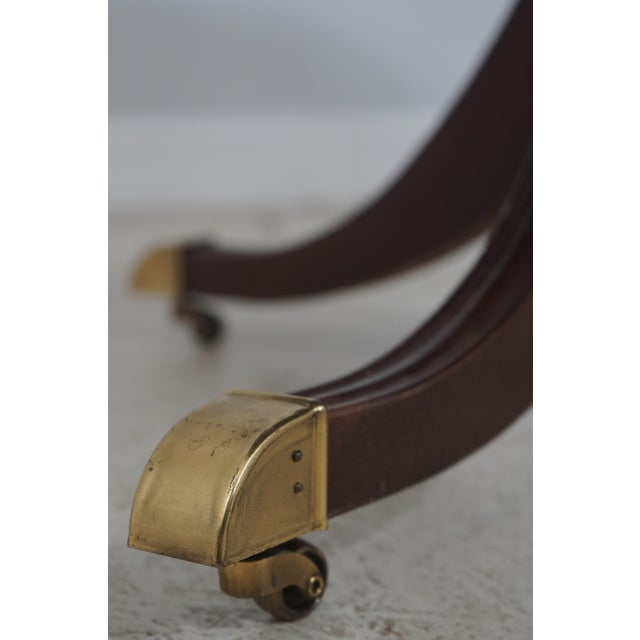 1980s Round Duncan Phyfe Pedestal Base Dining Center Table For Sale - Image 5 of 12