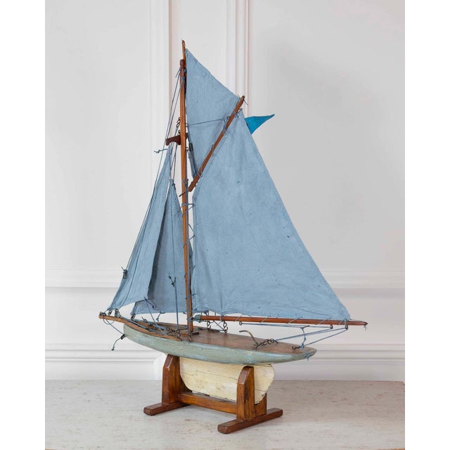 English 20th Century Bowman Carved Wood Gaff Cutter Pond Yacht For Sale - Image 14 of 18
