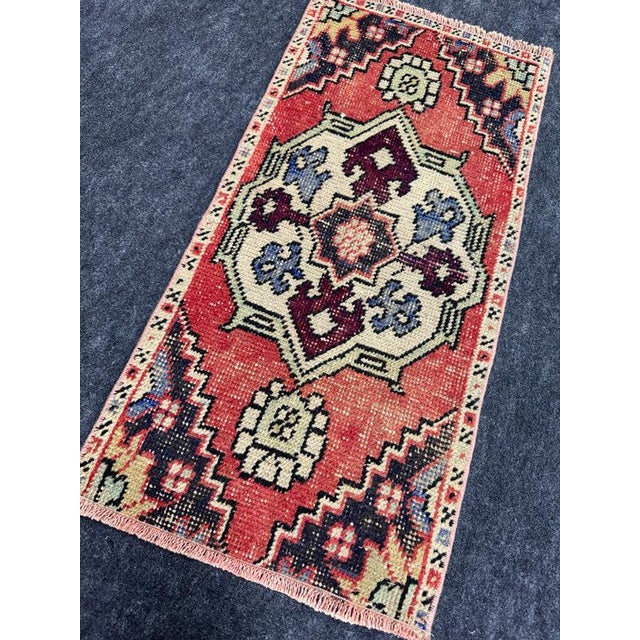 Early 21st Century Turkish Yastik Rug 1'4" x 2'10" For Sale - Image 5 of 5