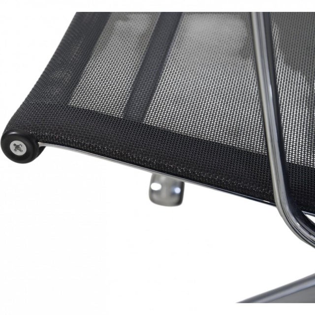 EA-117 Office Chair in Black Mesh from Charles Eames, 2002 For Sale - Image 12 of 17