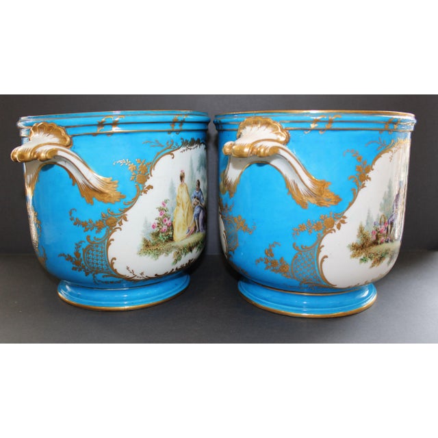 Baroque Cachepots in Porcelain from Sevres, 18th Century, Set of 2 For Sale - Image 3 of 16