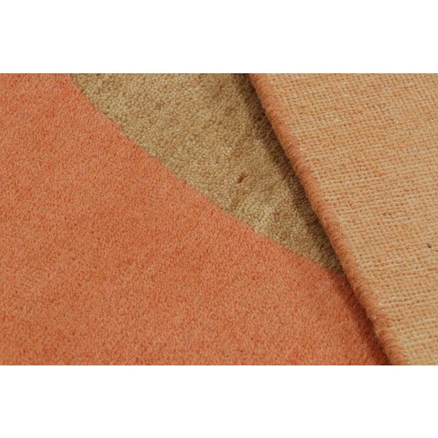 Textile Rug & Kilim X Jenn Ski Mid-Century Modern Style Rug With Geometric Patterns For Sale - Image 7 of 7