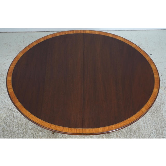 Georgian Style Oval Mahogany Inlaid Dining Table For Sale - Image 4 of 18