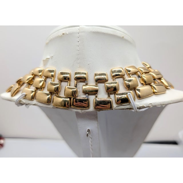 American Vintage 1990 Signed Napier Goldtone Swarovski Crystals Wide Collar Necklace For Sale - Image 3 of 15