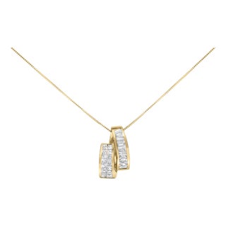 14K Yellow Gold 1 5/8 Cttw Princess and Baguette Diamond Duo Bar Pendant Necklace (G-H Color, VS2-SI1 Clarity) - 18" For Sale