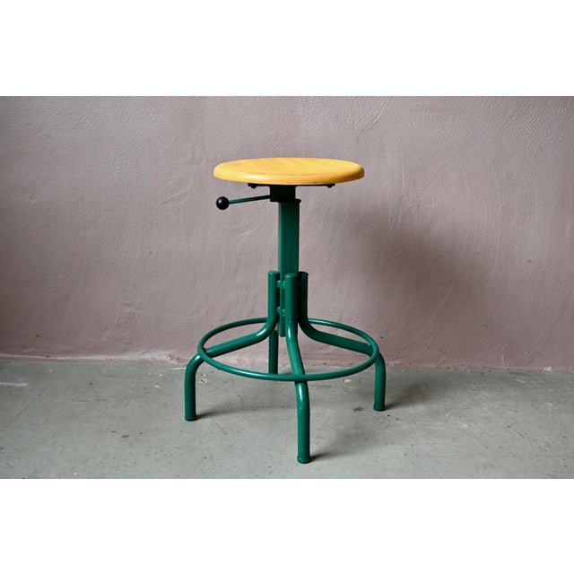Industrial Industrial Adjustable Workshop Stool in Green Metal and Yellow Wood, 1960s For Sale - Image 3 of 9