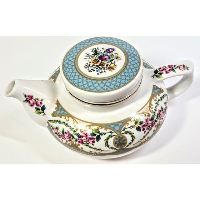 Sèvres Style Teapot For Sale - Image 4 of 10