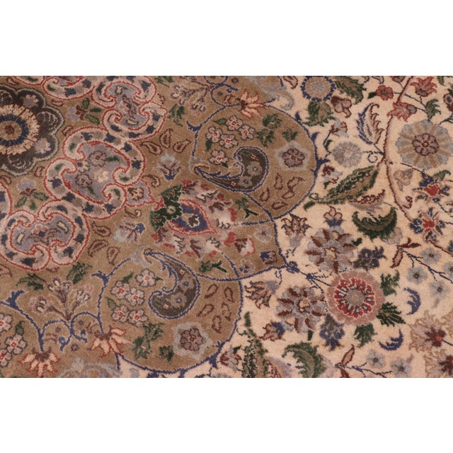 1990s Medallion Heritage 1990's Pak-Persian Beige/Gold Wool Rug - 8'0'' X 10'2'' For Sale - Image 5 of 9