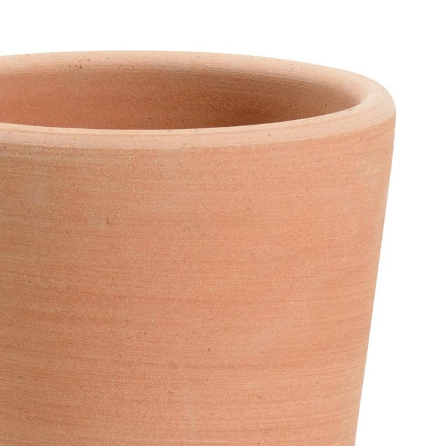 Add a historic element to your home or garden with this terra cotta planter from impruneta, italy. For centuries, this...