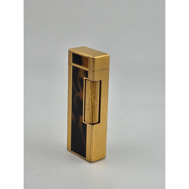 Dunhill Rare Vintage Dunhill Square Lacquer Marble Roller Gas Lighter Gold Brown Swiss Made. For Sale - Image 4 of 14