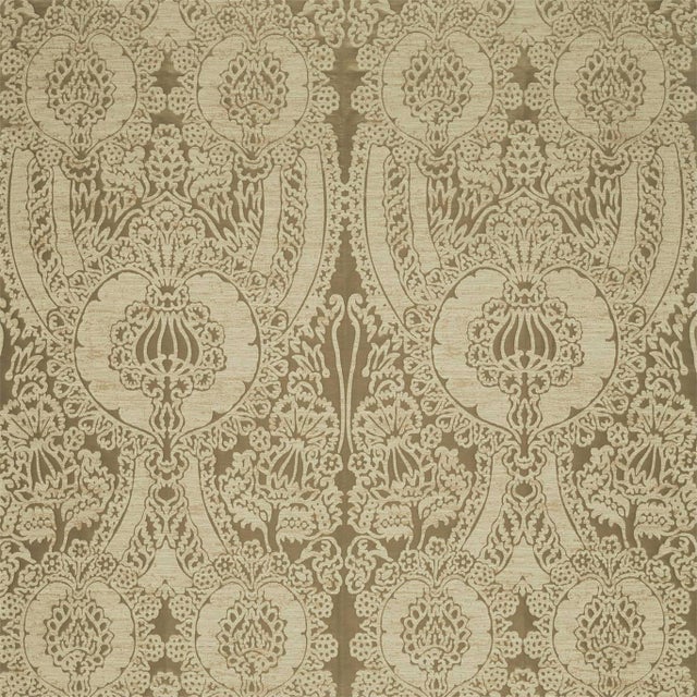 Zoffany Capodimonte Weave Fabric in Mousseaux - a Sample For Sale