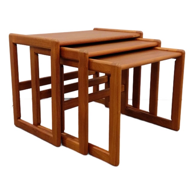 Set of Vintage Mid Century Modern Teak Nesting Tables by O'Donnell For Sale