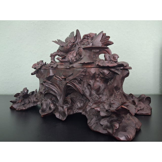 French Black Forest Jewelry Box with Birds and Vase Holder, 1950 For Sale - Image 16 of 17