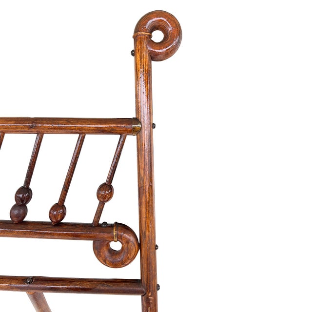 Large Stick and Ball English Victorian Campaign Floor Easel in Turned Wood 1900s For Sale - Image 13 of 13