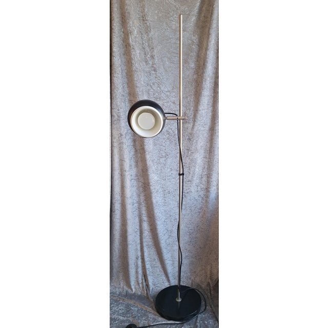 Vintage German Height-Adjustable Floor Lamp with Black Metal Base and Black Lamp Globe on Chrome-Plated Metal Mount, 1970s For Sale - Image 6 of 7
