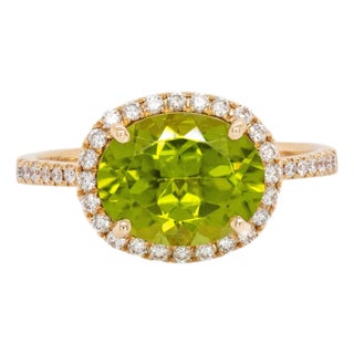Oval 10x8mm Arizona Green Peridot Ring in 14k Solid Gold W Earth Mined Diamonds, Size 6.75 For Sale