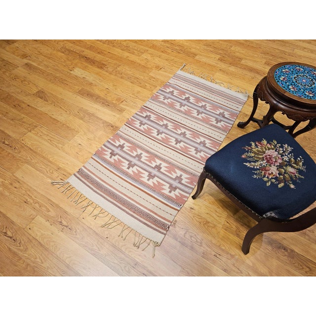 Vintage American Southwestern Kilim Rug, Handwoven Stripe Pattern, Earth Tones, 3’ X 5’ For Sale - Image 9 of 12
