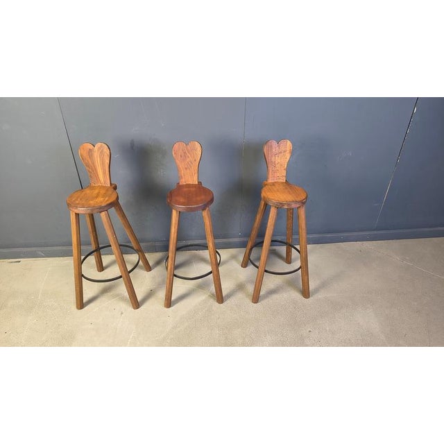 Attractive hand crafted brutalist bar stools. The stools are very sturdy and made from thick oak. Good original condition....