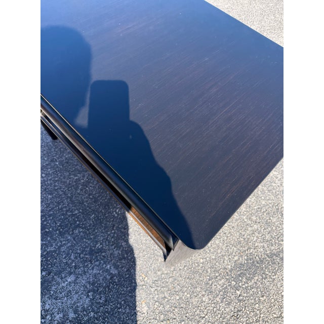 John Widdicomb t.h. Robsjohn Gibbings for Widdicomb Lacquered Ebonized Original End Tables With Original Labels a Pair For Sale - Image 4 of 12