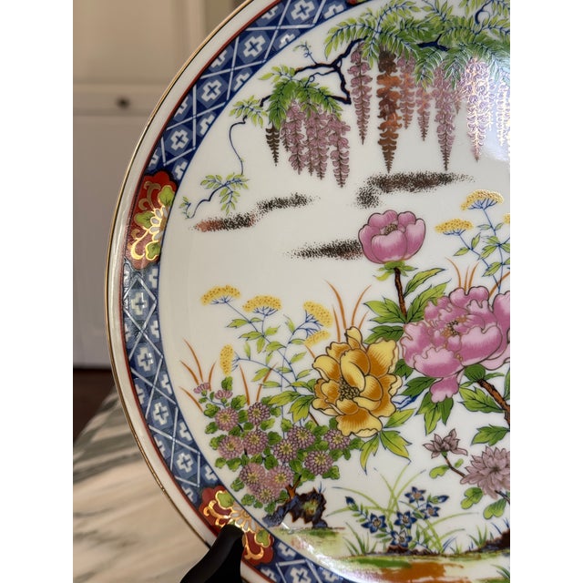 Made in Japan Vintage Imari Decorative Plate For Sale In Seattle - Image 6 of 17