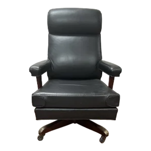 Vintage Black Leather Executive Lounge Chair by Stow & Davis
