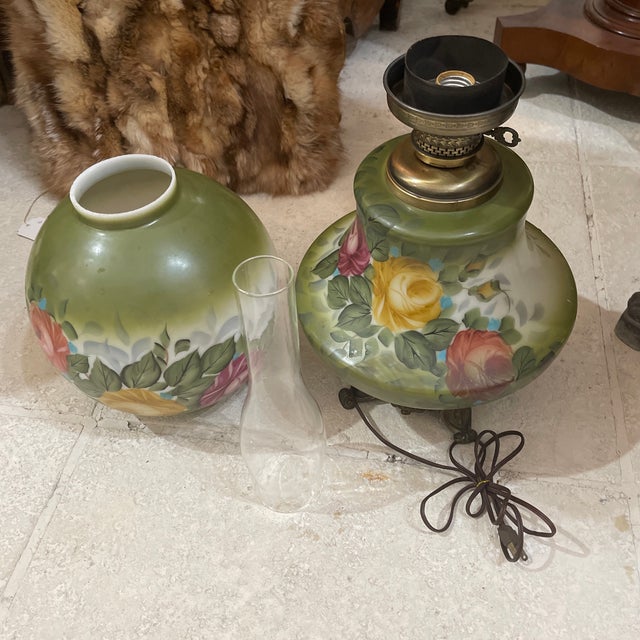 Vintage French Floral Glass Hurricane Table Lamp For Sale In Miami - Image 6 of 10