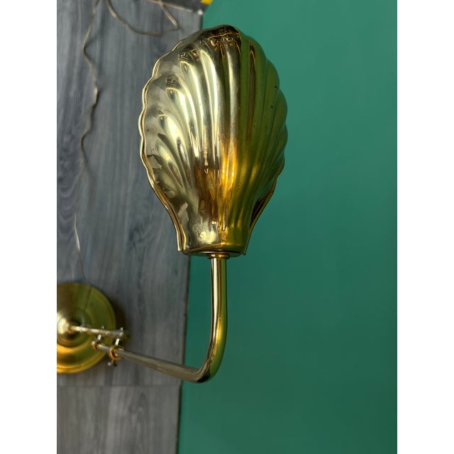 Vintage Mid Century Modern Adjustable Height Clamp Shell Reading Floor Lamp For Sale - Image 4 of 6