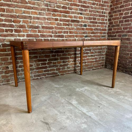 Extendable Teak Dining Table by H.W. Klein for Bramin, 1960s For Sale - Image 5 of 9