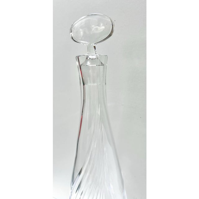 Contemporary Atlantis “Flight” Cut Crystal Decanter - Portuguese 1980s Modern Barware For Sale - Image 3 of 10