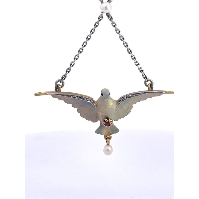 Art Nouveau 18k Gold Enamel Dove Necklace With Diamonds & Ruby, 1910 For Sale - Image 9 of 12
