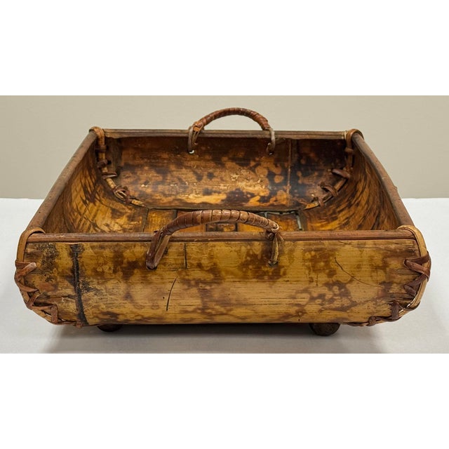 Late 20th Century Vintage Burnt Tortoise Shell Rattan Basket Tray For Sale - Image 5 of 12