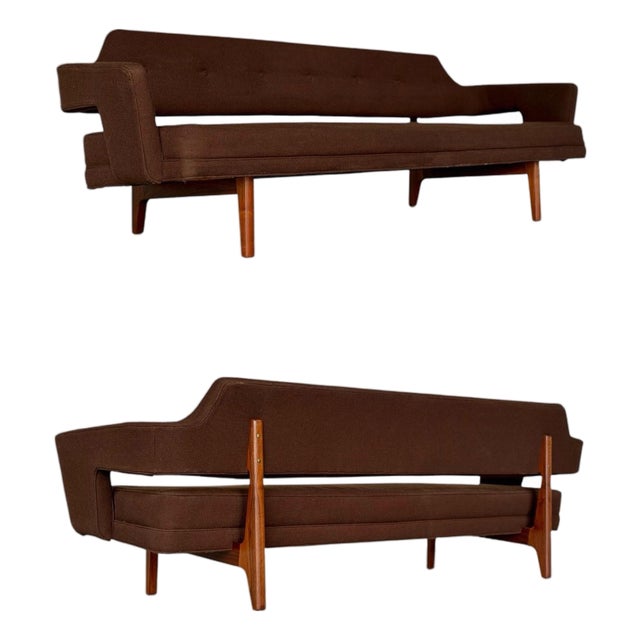 1950s Edward Wormley Sofa - Dunbar Model 486 - Walnut Bracket Back Mid Century Modern For Sale