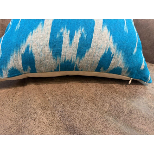 Moroccan 1990s Handmade Silk Ikat Square Pillow Cover For Sale - Image 3 of 11
