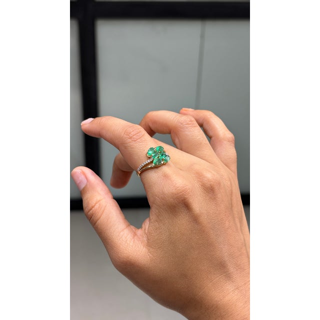 14k Gold Certified Natural Zambian Emerald Diamond Cluster Ring Size 8 For Sale In New York - Image 6 of 18