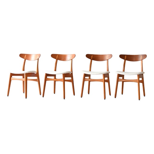 Vintage Chairs by Hans Wegner, 1960s, Set of 4 For Sale