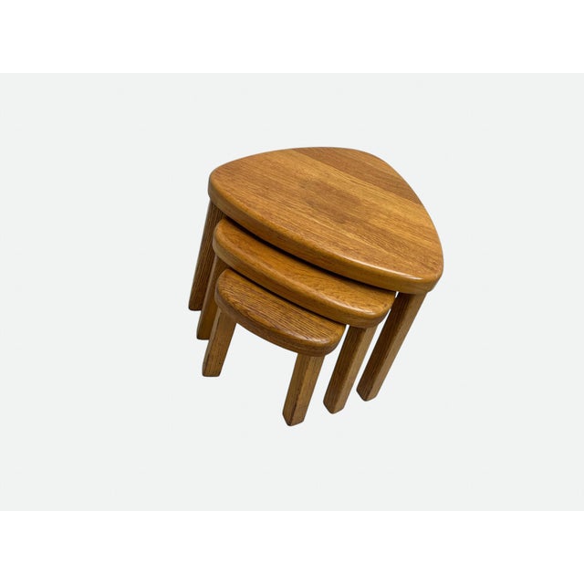 Triangular Oak Nesting Tables by Pierre Chapo, 1970s, Set of 3 For Sale - Image 6 of 10