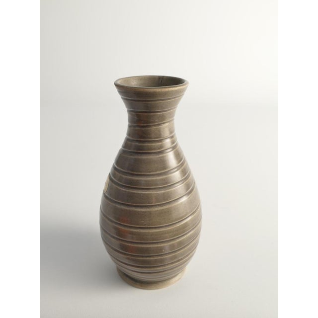 Silver Scandinavian Modern Stoneware Vase by Ewald Dahlskog for Bo Fajans, 1940s For Sale - Image 8 of 17