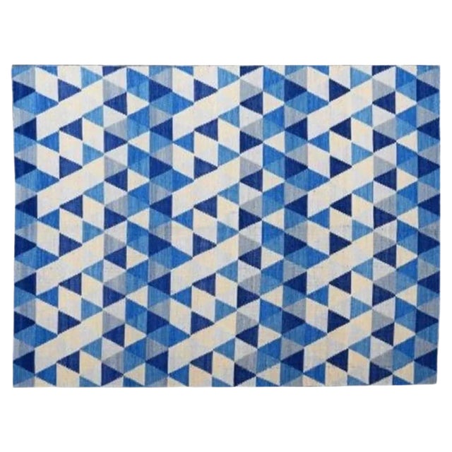 Handwoven European Style Flat Kilim Rug For Sale