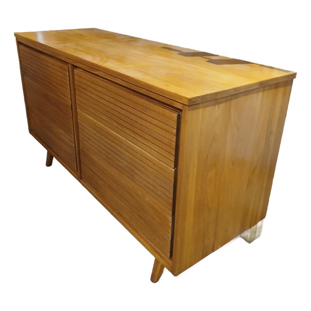 Mid-Century Modern Solid Elm Louvered 6-Drawer Dresser For Sale
