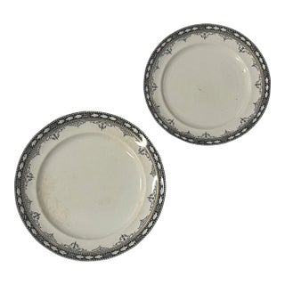 Early 20th Century Westminster Made in England Black & White Plates - Set of 2 For Sale